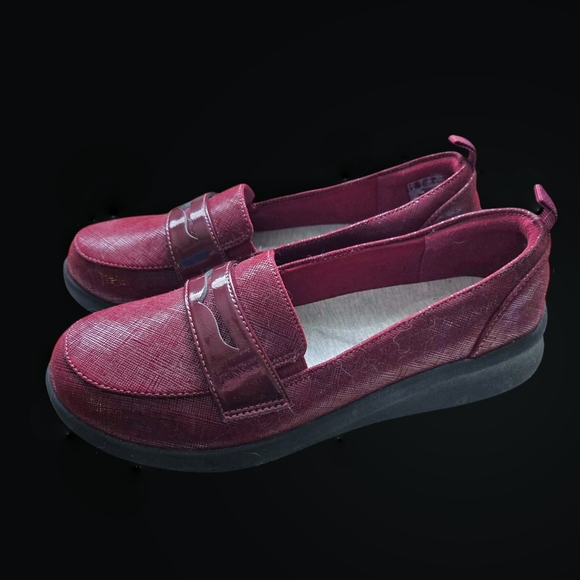 Clarks Cloudstepper Burgundy Penny Loafers. Size 8W US. LIKE NEW. - Picture 2 of 9